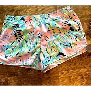 Lilly Pulitzer Run Around Shorts